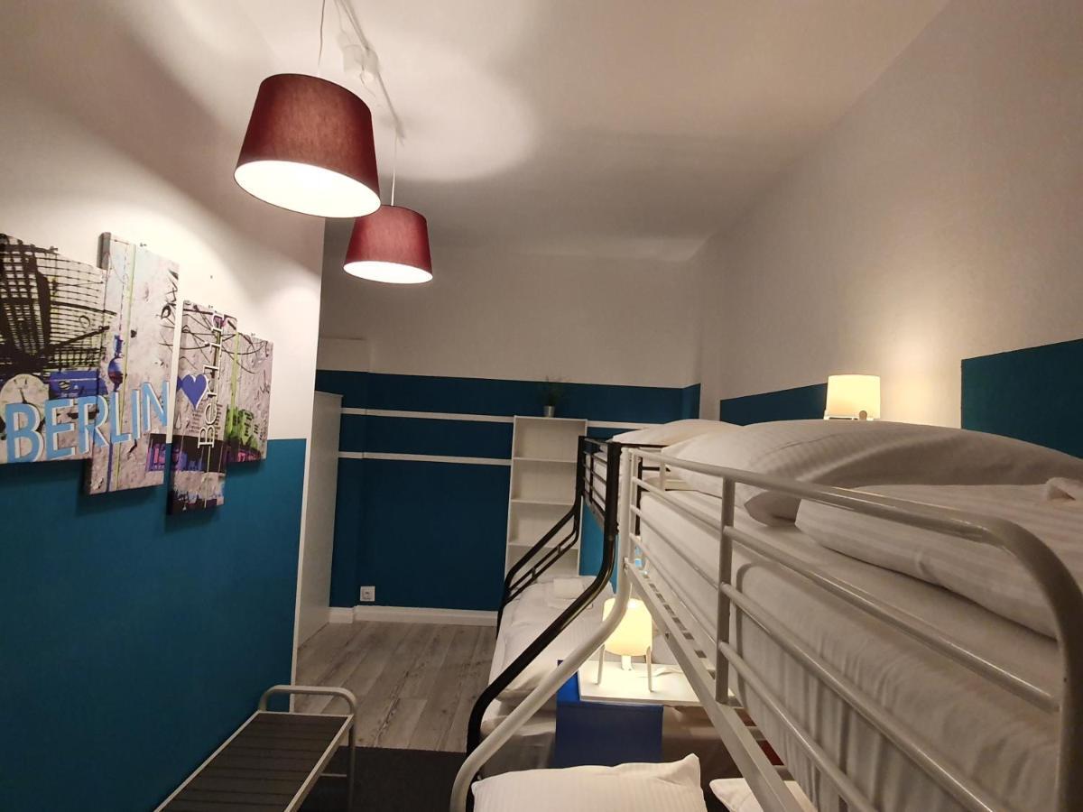 Central Lichtenberger Apartment For 6 People Berlin Exterior photo